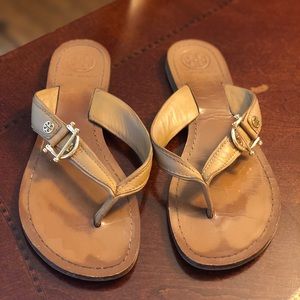 Tory Burch Tan Mestico Sandals/Flip Flop, Sz 8